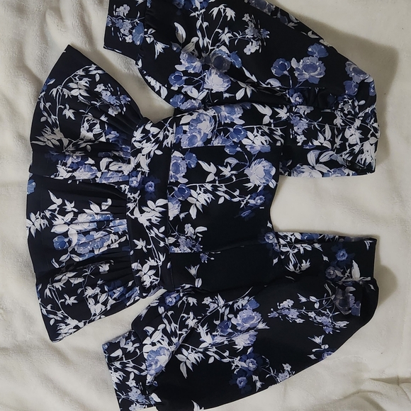 Top - Picture 2 of 5